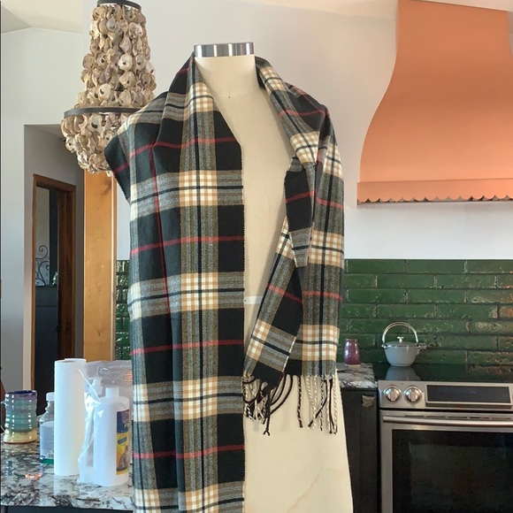 Scarf - Picture 1 of 1